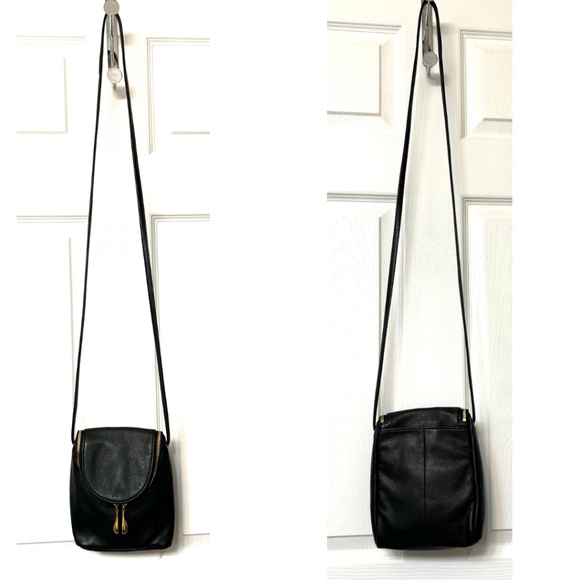 Like New HOBO Fern Crossbody Bag in Black Pebbled Leather with Brass Pulls - Picture 12 of 15